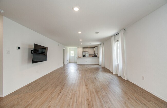 Building Photo - 20966 Zuccala Dr