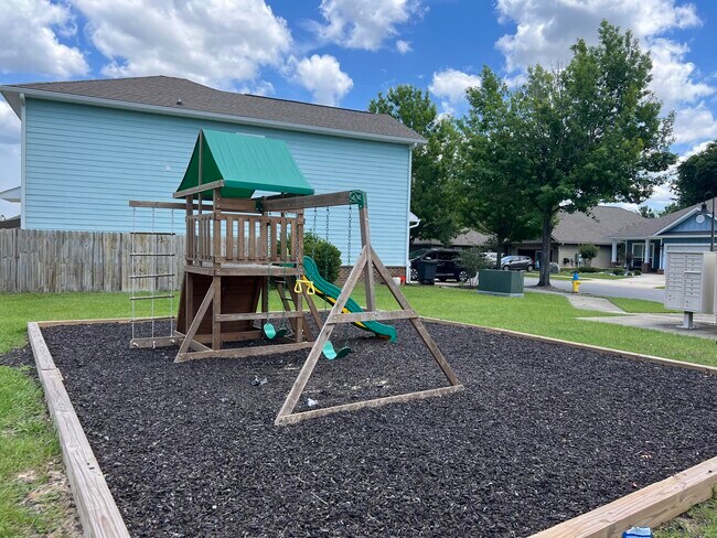 Building Photo - 201 Marsh Landing S