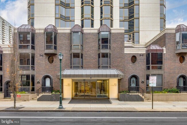 Building Photo - 2020 Walnut St