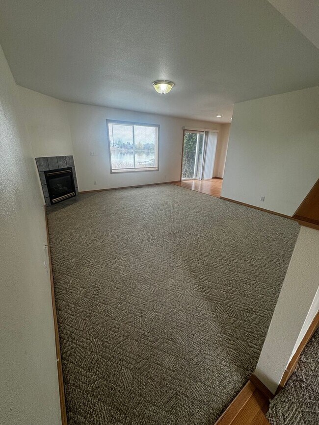 Building Photo - Waterfront Duplex for Rent!!