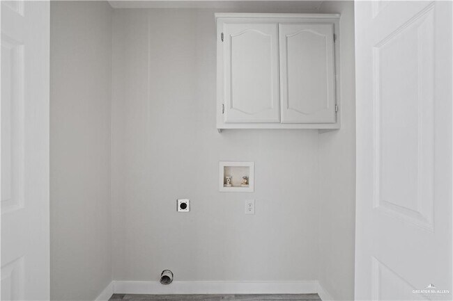 Building Photo - 3806 W Faith Hill St