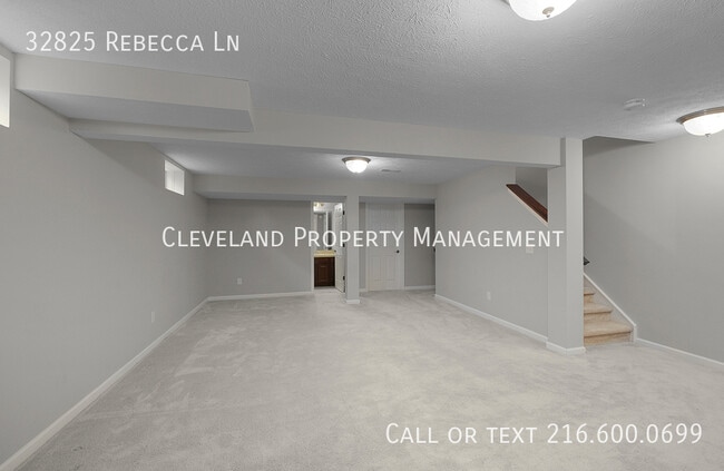Building Photo - 32825 Rebecca Ln