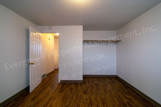 Building Photo - 4912 S Iowa Ave