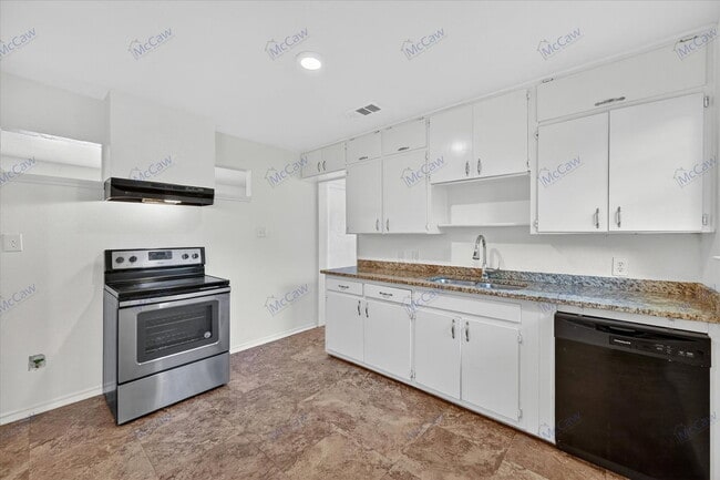 Building Photo - 2848 Beasley Dr