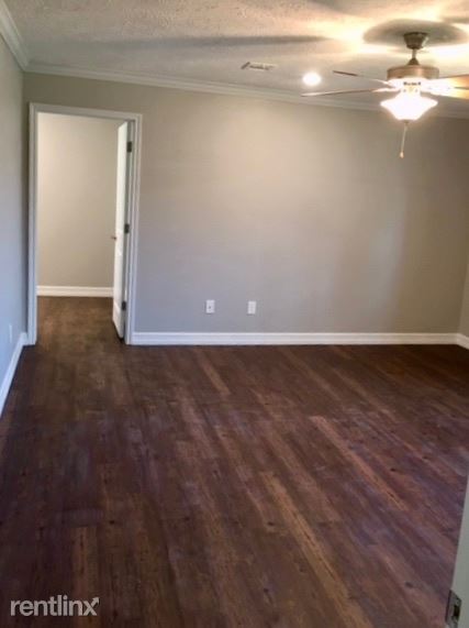 Building Photo - 3 br, 2 bath House - 13590 Rolling Hills Dr