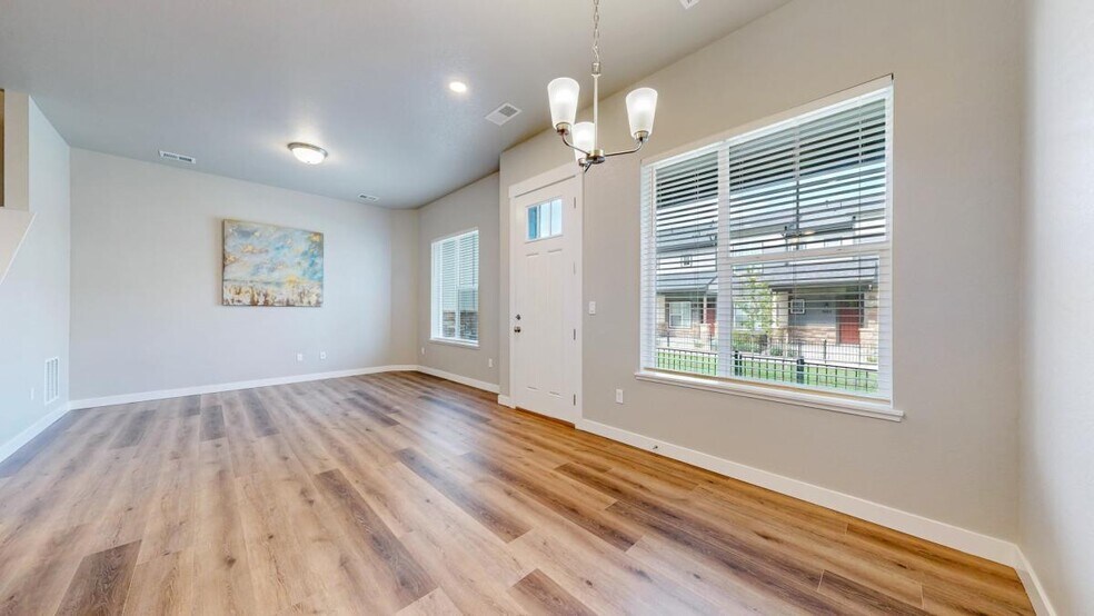 Family Room/Dining Room - 3462 Kettle Creek Dr