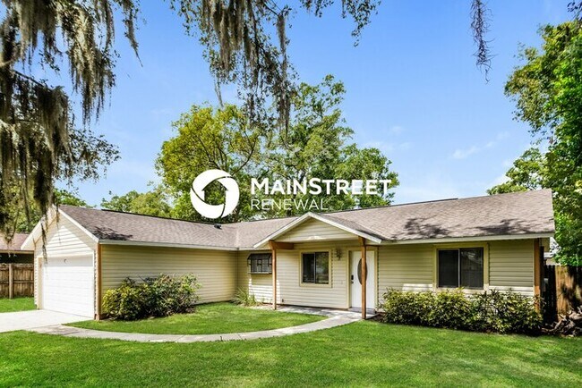 Primary Photo - 3 Bedroom Pet-Friendly Home in Apopka, FL ...