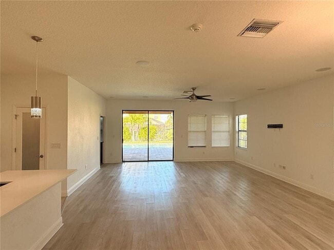 Building Photo - 7408 Sungold Meadow Ct