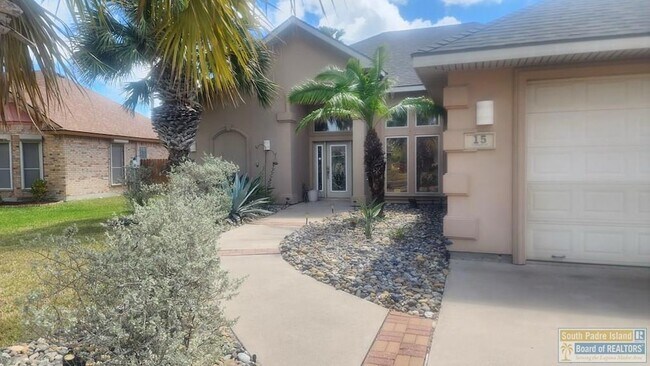 Building Photo - 15 Cypress Point Dr