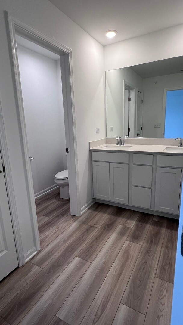 Building Photo - 12387 Tinsley St