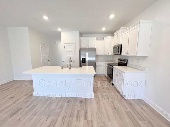 Building Photo - 10 Redbird Lp