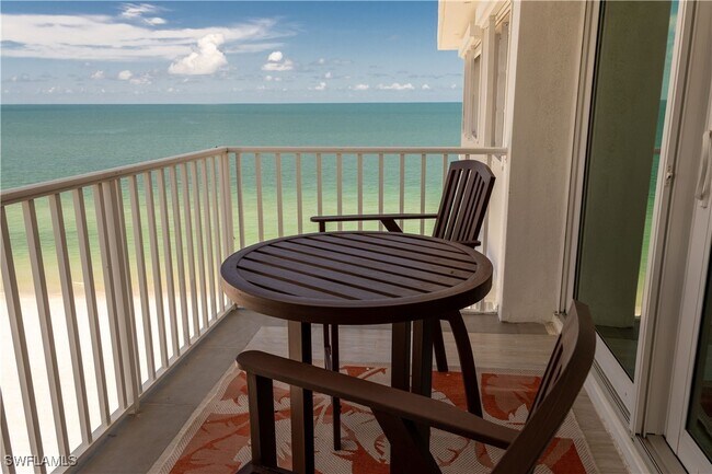 Primary Photo - 3443 Gulf Shore Blvd N