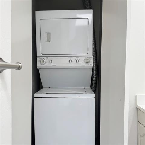 Building Photo - 4132 Cole Ave