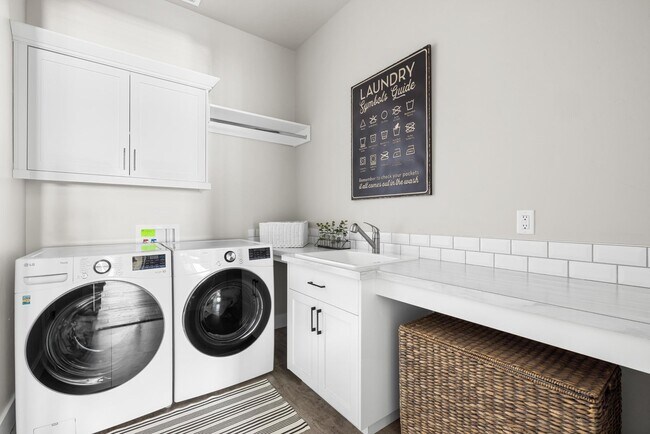 Building Photo - Furnished Luxury Rental in Dry Creek Ranch