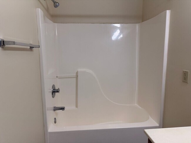 Building Photo - 3401 Legacy Run