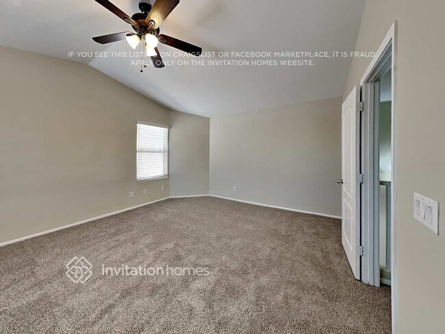 Building Photo - 12320 W Denton Ave