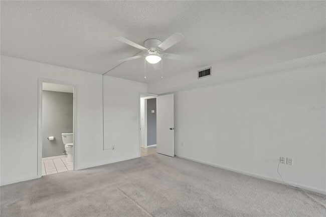 Building Photo - 4452 Garnet Dr