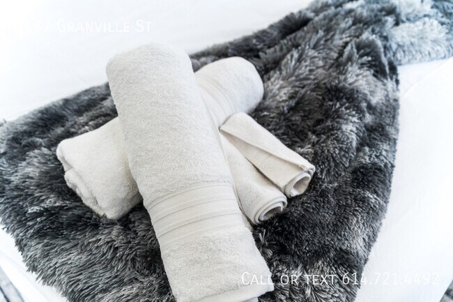 Building Photo - 1487 Granville St