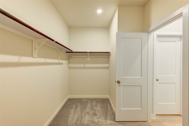 Building Photo - 21526 George Wayne Wy