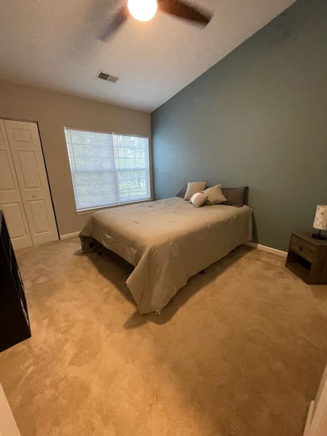 Building Photo - Plantation Point-2 Bed 2 Bath Available Now!