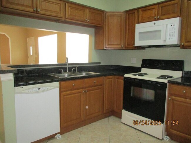 Building Photo - 3125 Wickham Ave