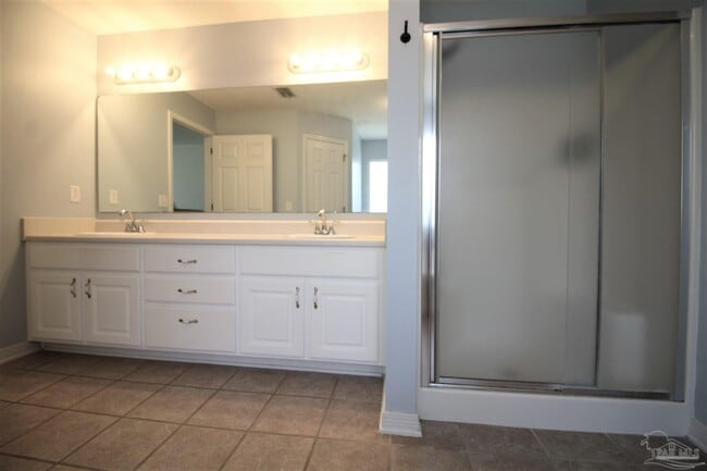 Building Photo - 5454 Keel Dr