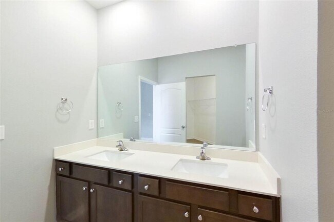 Building Photo - 30084 Fedora Cir