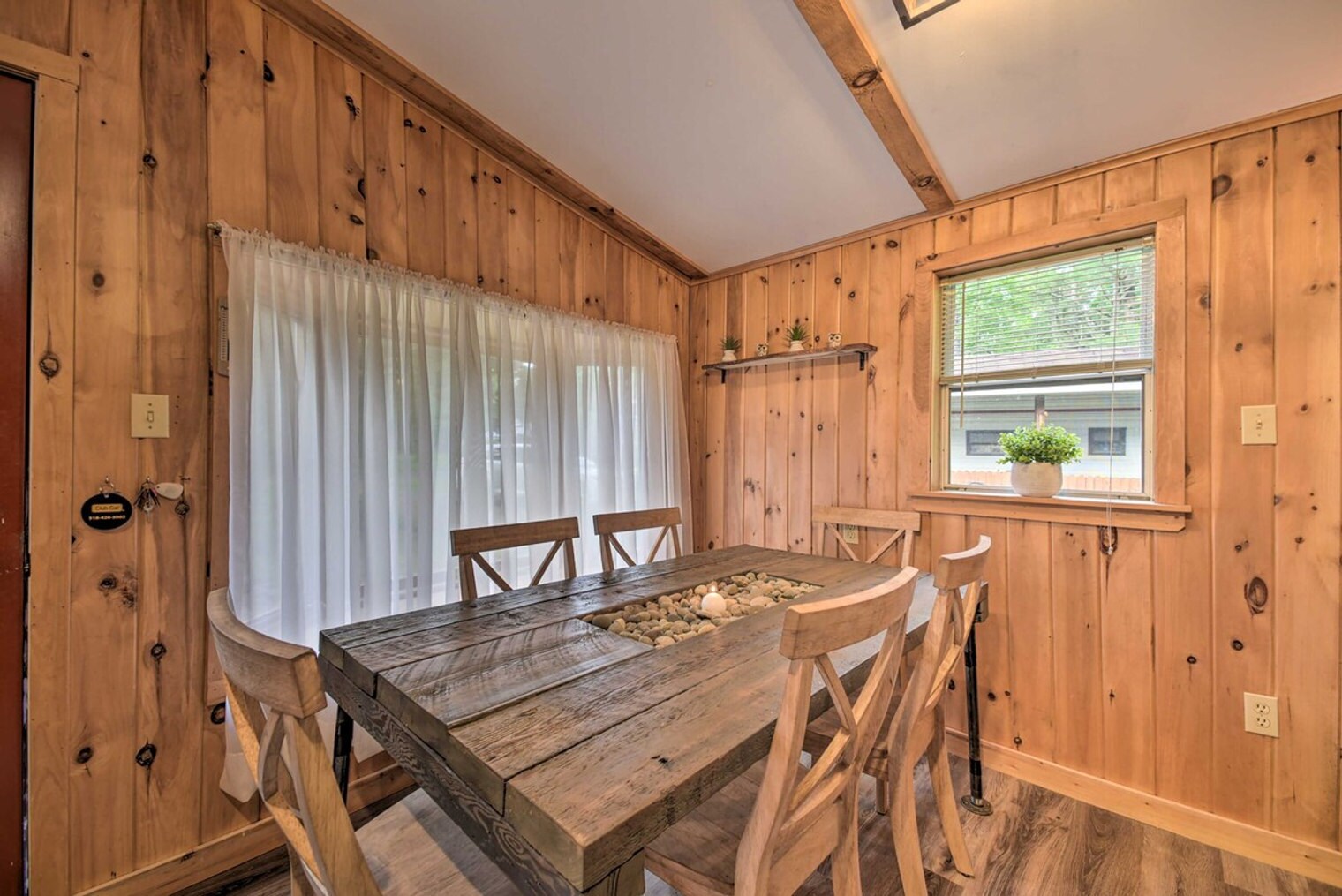 Building Photo - 783 Woodstock Rd