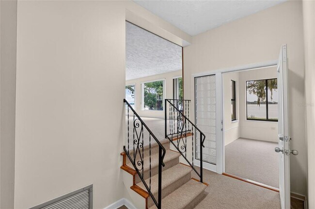 Building Photo - 767 Edison Rd