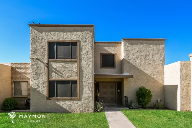 Primary Photo - 2108 E Villa Ct