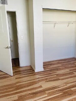 Building Photo - 4432 La Cresta Way