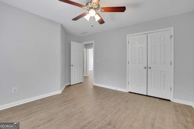 Building Photo - 13491 Spring View Dr