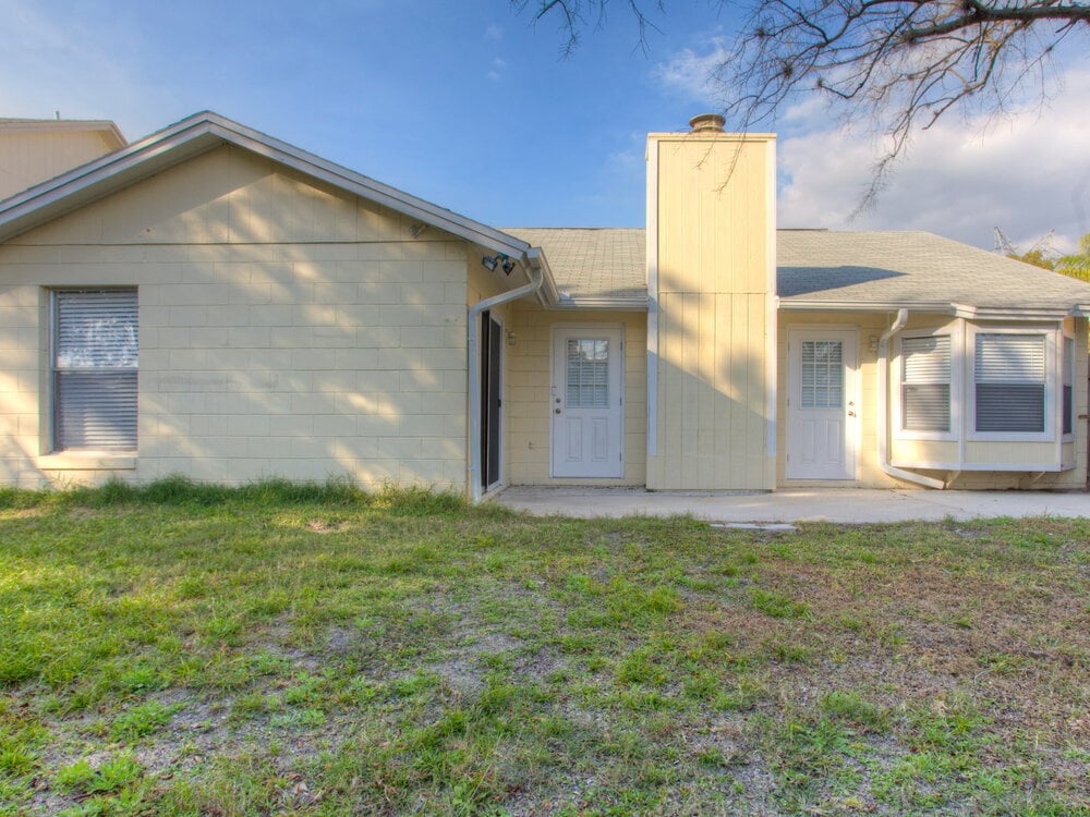 Building Photo - 9324 Pavillion Dr