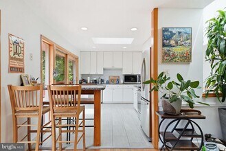 Building Photo - 1476 Waggaman Cir