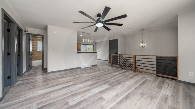 Building Photo - 1050 Valkenburg Dr