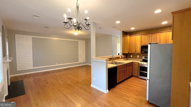 Building Photo - 2104 Waterleaf Dr