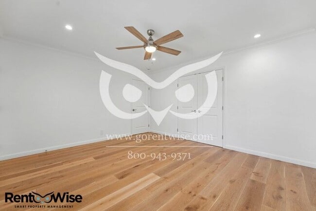 Building Photo - Short term lease only
