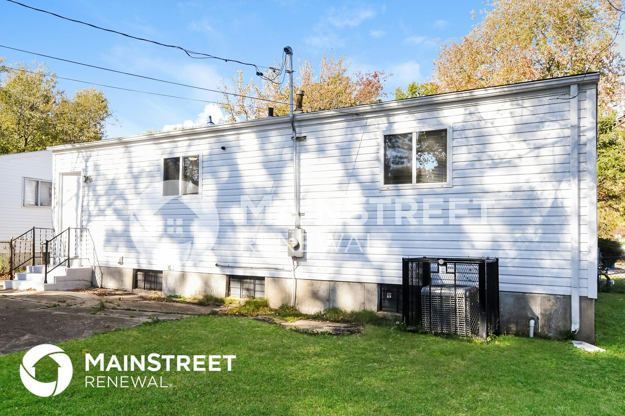 Building Photo - 1210 Baron Ave