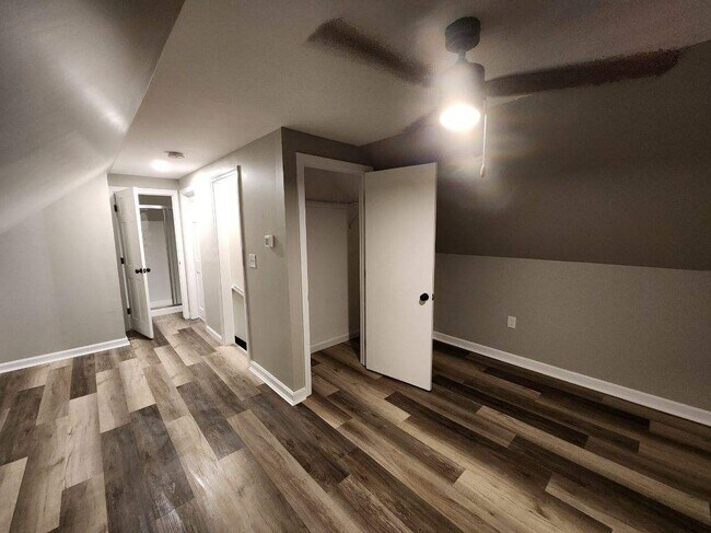 Bedroom 3 - 8 Stair Fls