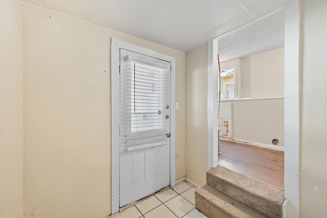 Building Photo - 1025 Chaffin St