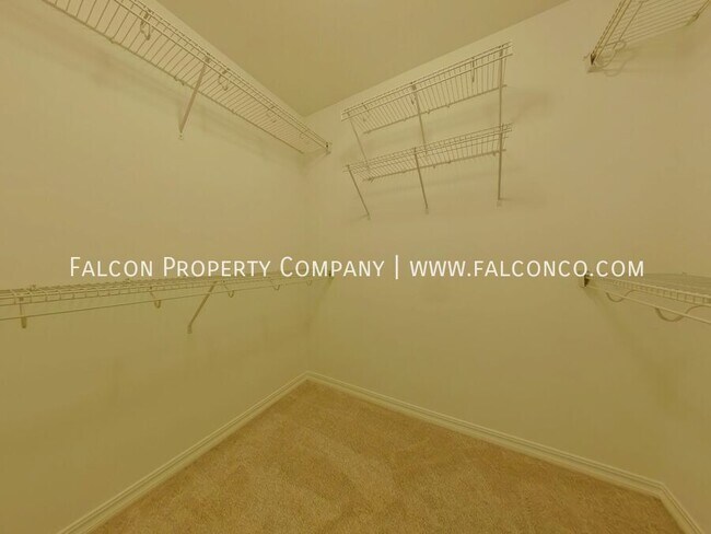 Building Photo - 302 All Sky Dr