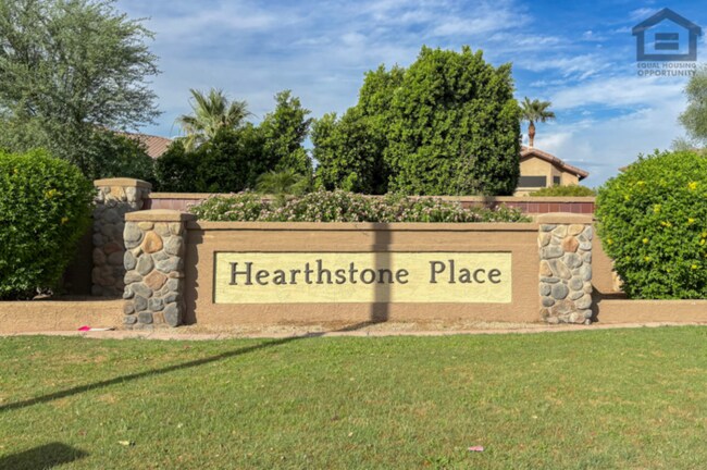 Building Photo - 3Bed/2Bath House at N 59th Ave/Union Hills! Move-In Ready on 09/24/2026! -- 3 CAR GARAGE! PRIVATE...