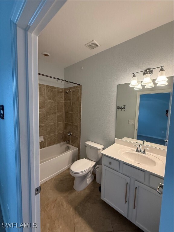 Building Photo - 9317 Woodhurst Dr