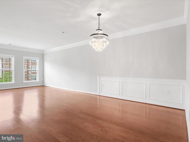 Building Photo - 3037 Rittenhouse Cir
