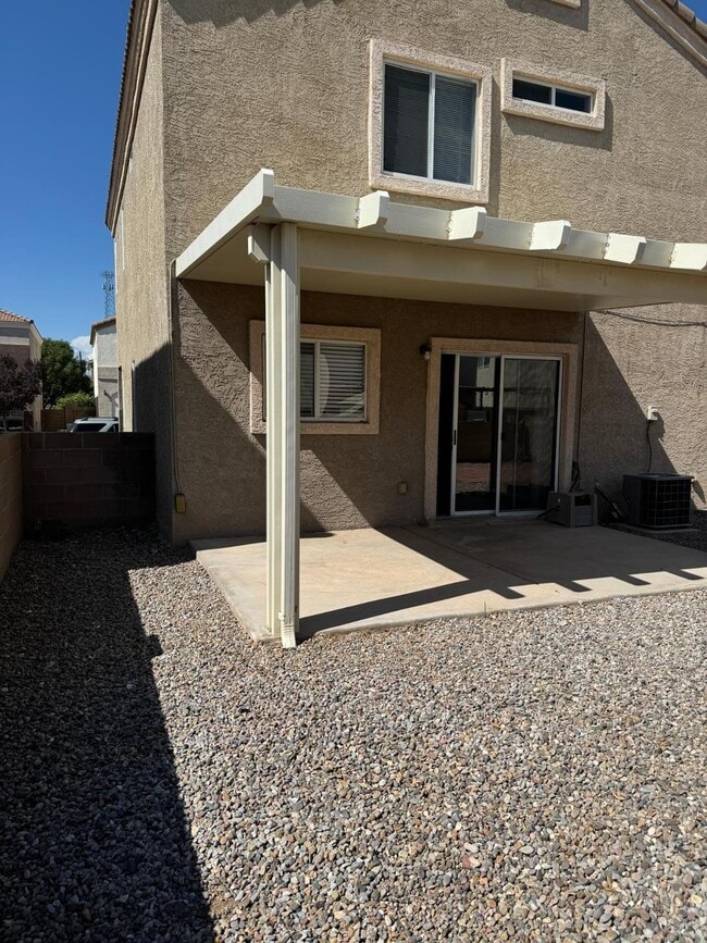 Building Photo - 10920 Tomatillo Ln SE