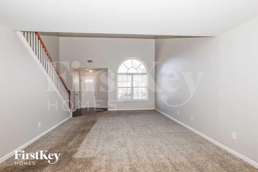 Building Photo - 41 Citadel Dr