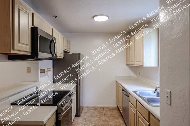 Building Photo - Chadler Park Condominiums