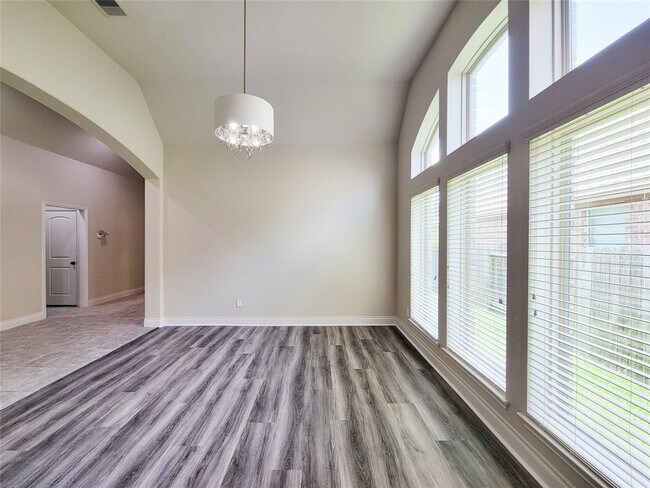 Building Photo - 1314 Watercrest Park Ln