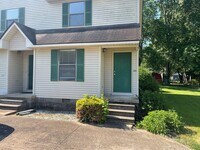 Building Photo - 121/123 Ivie