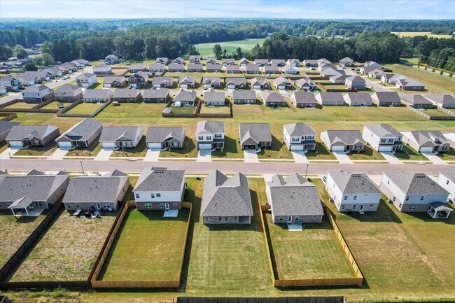 Building Photo - 18818 Cottontail Ln